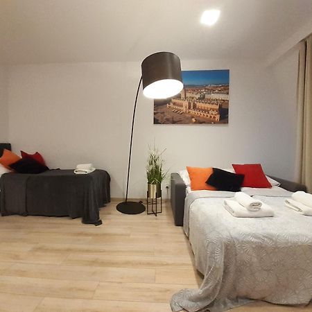 Old Town Apartments - B20 Krasków Εξωτερικό φωτογραφία